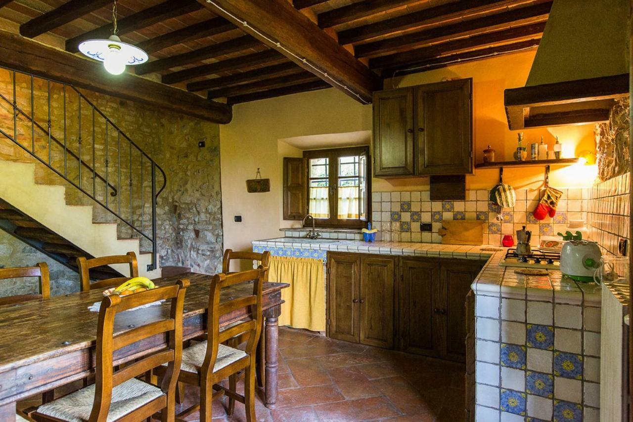 Rustico In Pietra Villa Chianni Bagian luar foto