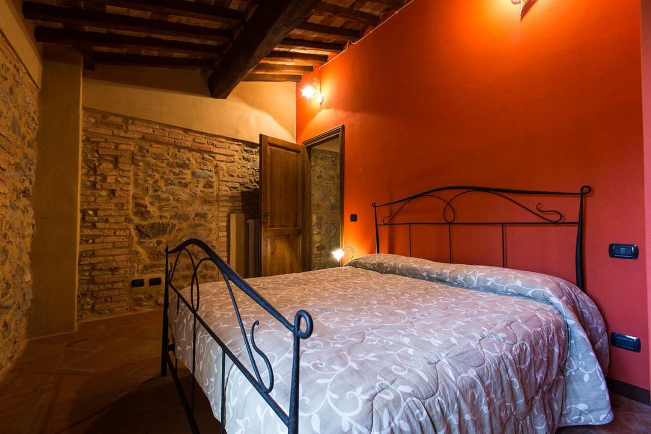 Rustico In Pietra Villa Chianni Bagian luar foto
