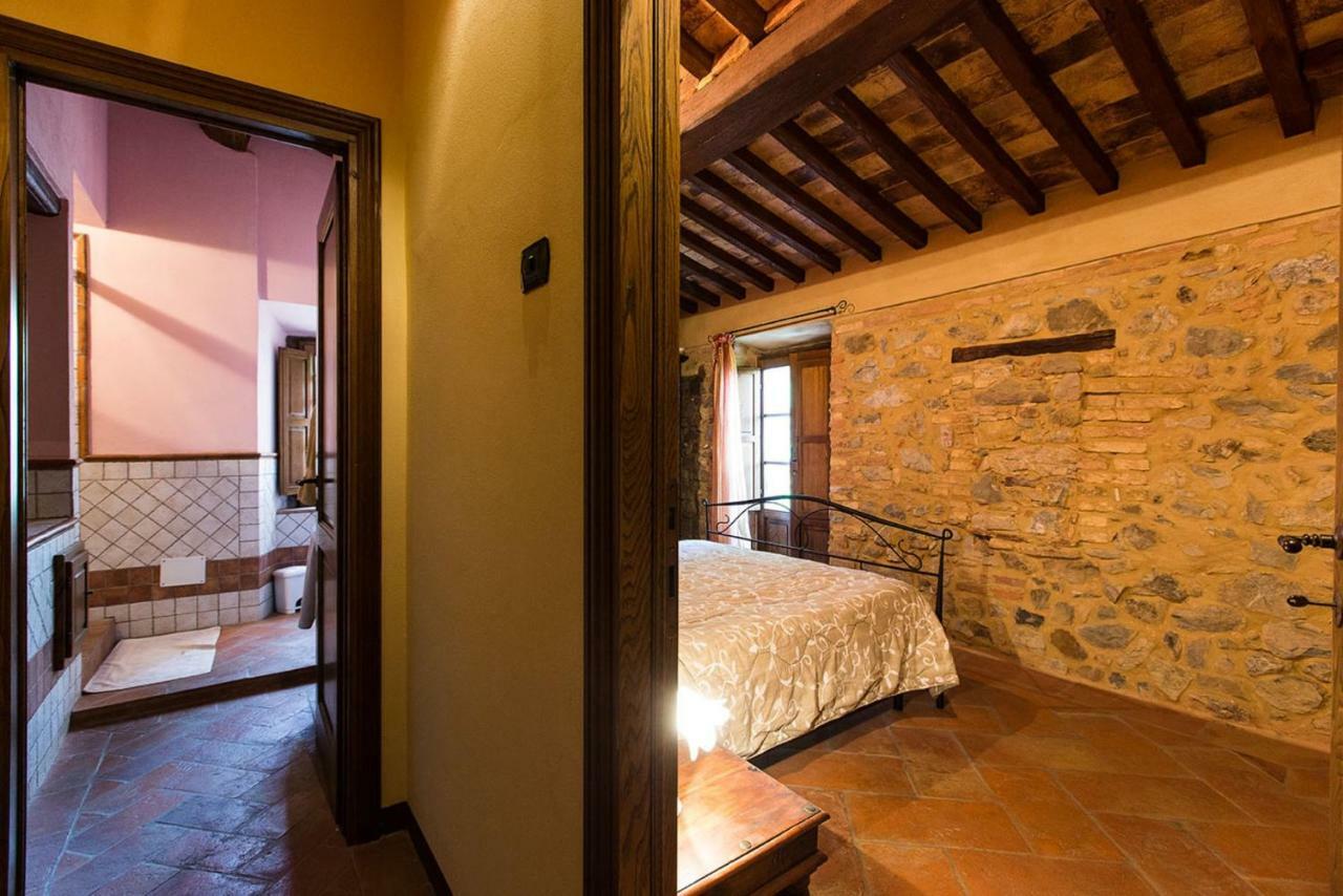 Rustico In Pietra Villa Chianni Bagian luar foto