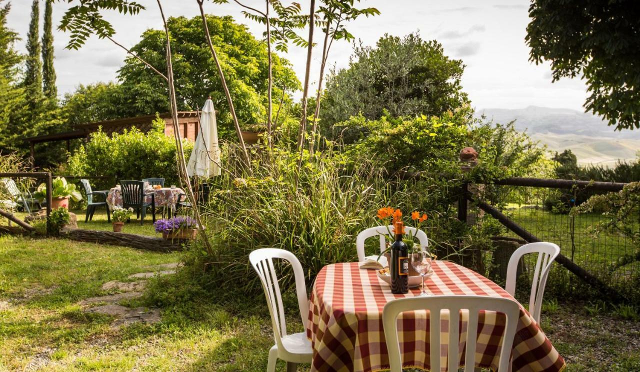 Rustico In Pietra Villa Chianni Bagian luar foto