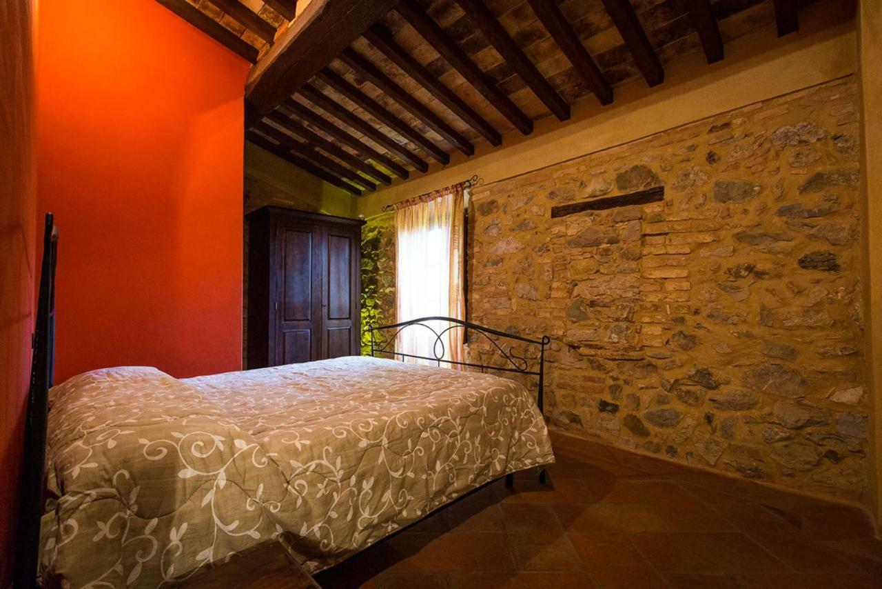 Rustico In Pietra Villa Chianni Bagian luar foto